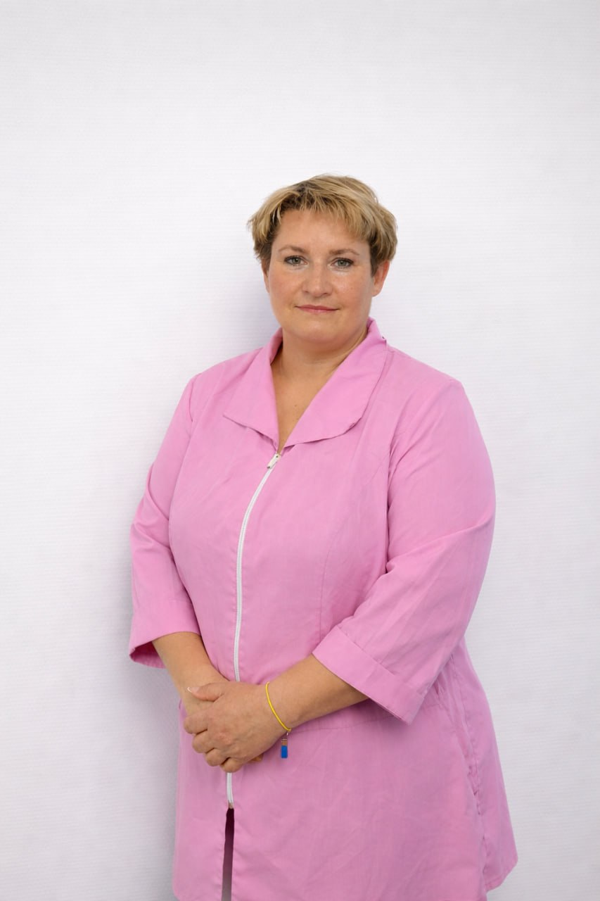 Ефремова Евгения — санитарка