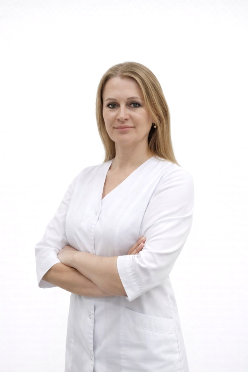 Попова Елена Владимировна — главный врач, врач-терапевт